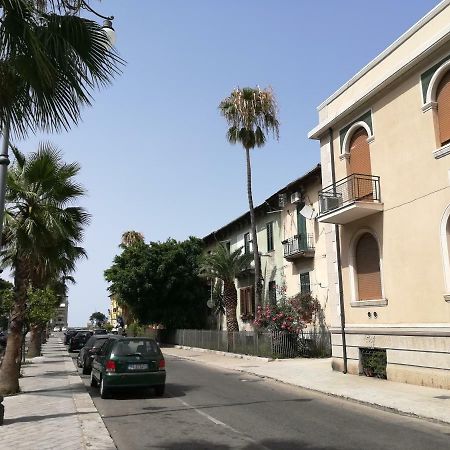 Guest House B&B Via Marina Reggio di Calabria Kültér fotó