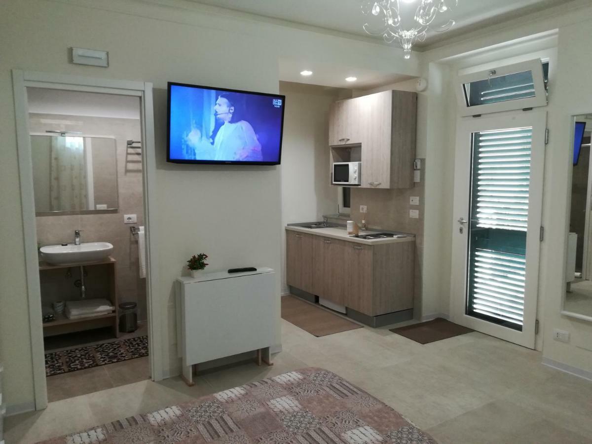 Guest House B&B Via Marina Reggio di Calabria Kültér fotó