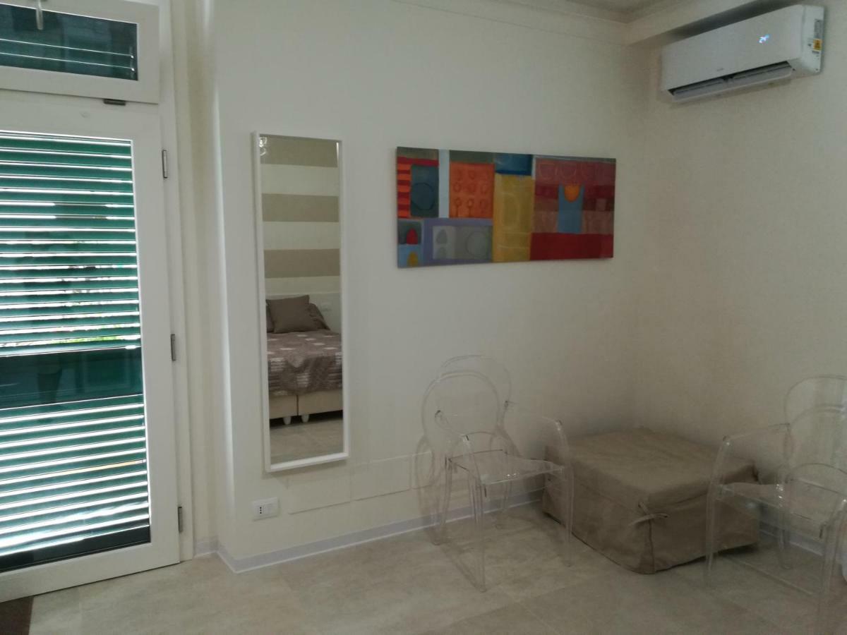 Guest House B&B Via Marina Reggio di Calabria Kültér fotó